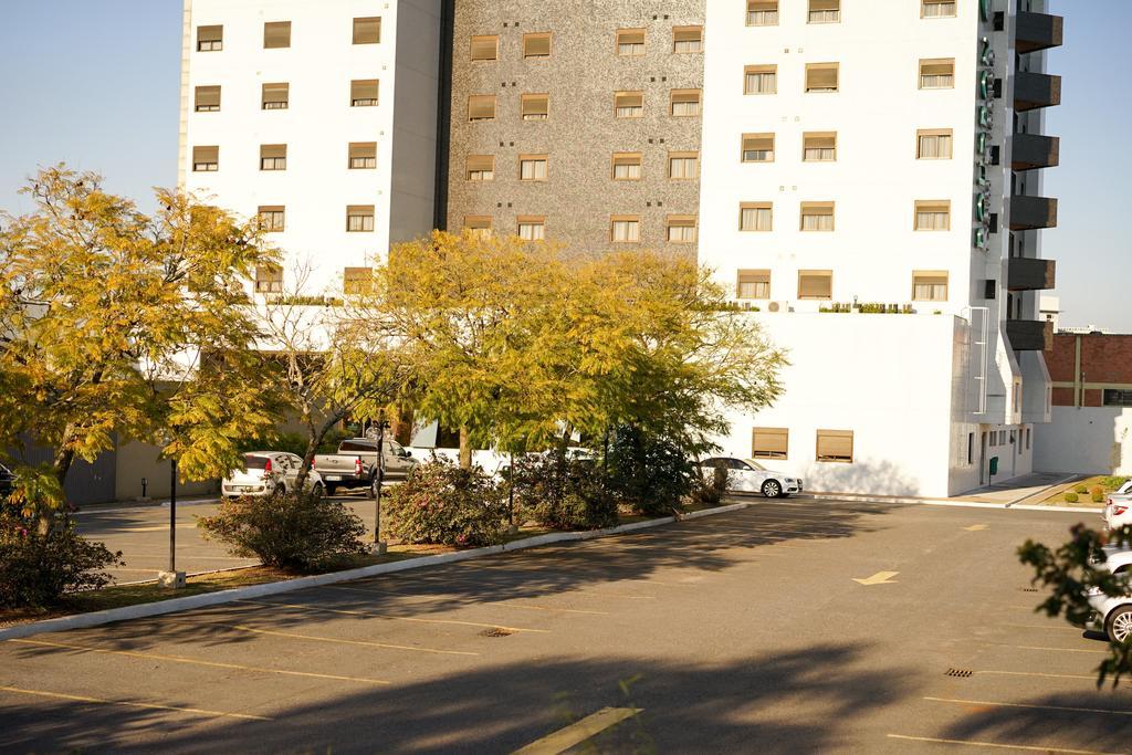 Bourbon Dom Ricardo Aeroporto Curitiba Business Hotel Sao Jose dos Pinhais Exterior photo